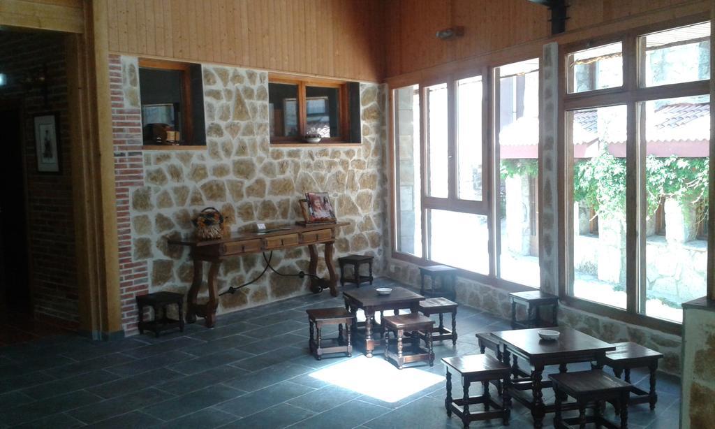 Hostal San Glorio Llánaves de la Reina Exterior foto